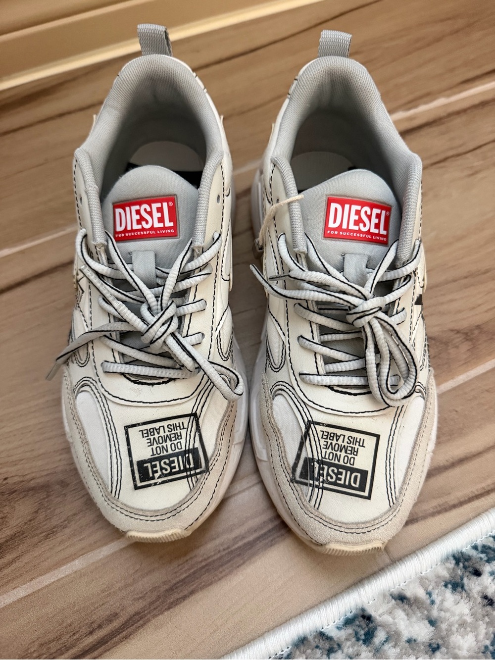 Diesel sneakers 👟